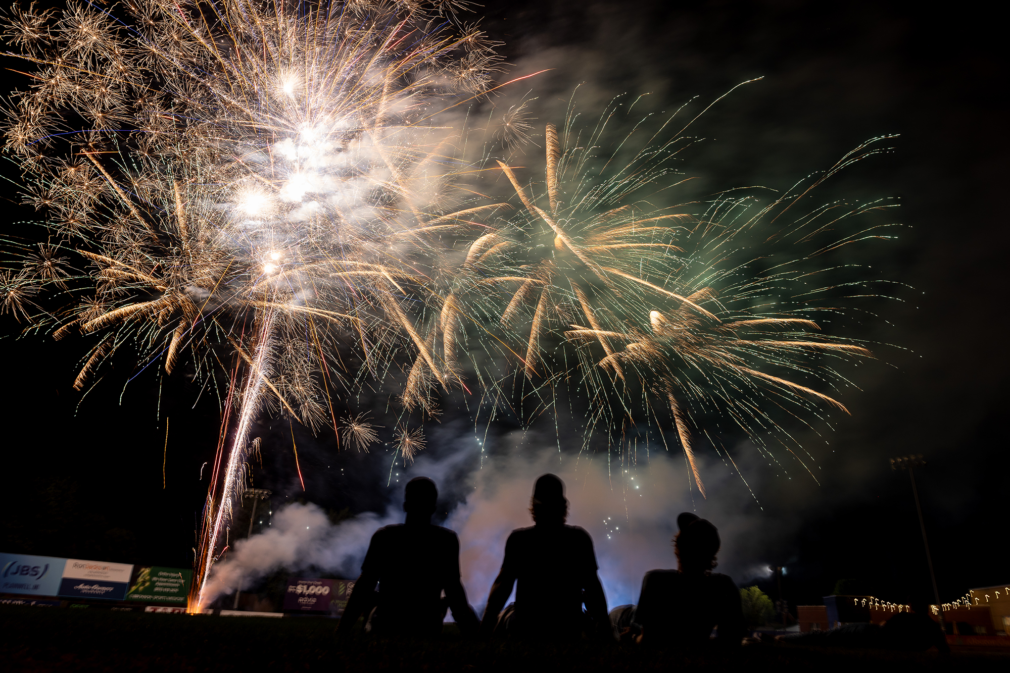 kalamazoo growlers fireworks 1